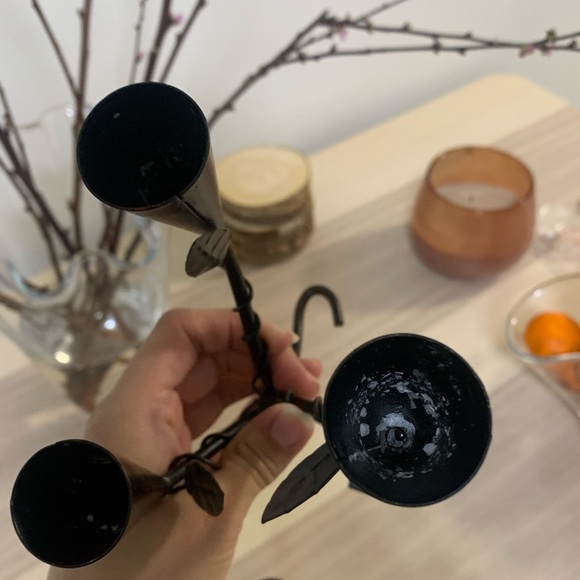 2 Vintage Lily like candle holders - Picture 2 of 7